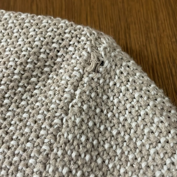 Banana Republic size medium white, tan, gold cardigan sweater - Picture 9 of 10